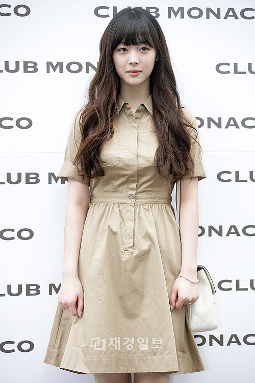 f(x)、クラブモナコ(Club Monaco)の2012 S/Sプレゼンテーションに出席(2)