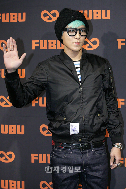BIGBANGのT.O.P、「FUBU」モデルとしてラジオ出演(4)