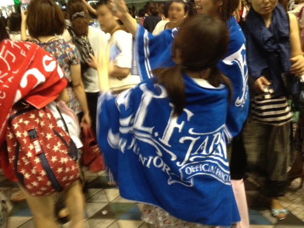 東方神起・少女時代ら出演の「SMTOWN LIVE WORLD TOUR III in TOKYO！」第2日、ファンの熱気が東京ドームを埋め尽くす(12)