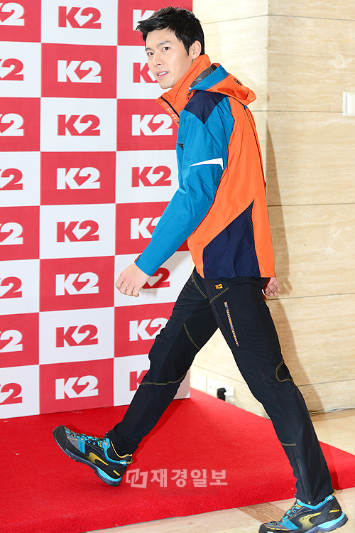 ヒョンビン、「K2 2013 S/S」でアウトドアファッションを披露(4)