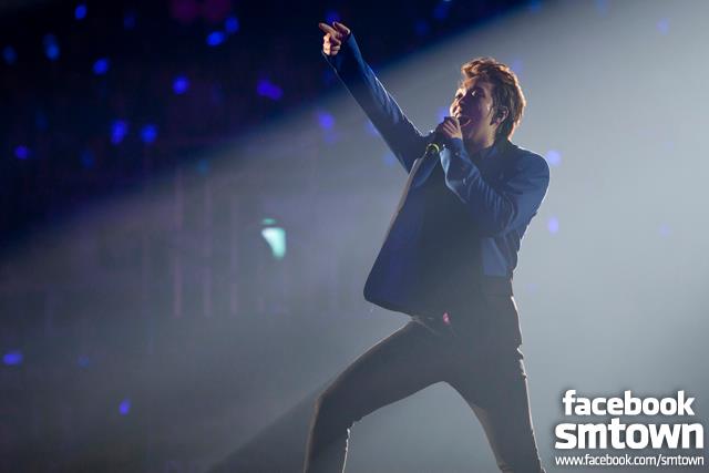SUPER JUNIOR、世界ツアー「Super Show 5 in SEOUL」のライブ写真(21)