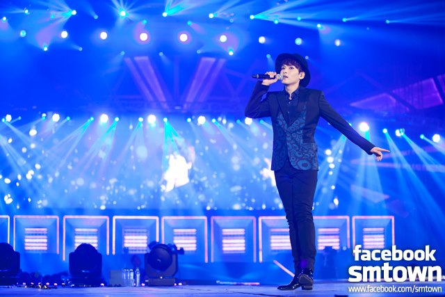 SUPER JUNIOR、世界ツアー「Super Show 5 in SEOUL」のライブ写真(20)