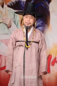 新ドラマ『火の女神チョンイ』制作発表会、ムン・グニョン、キム・ボムらが出席　ビョン・ヒボン