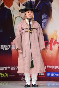 新ドラマ『火の女神チョンイ』制作発表会、ムン・グニョン、キム・ボムらが出席　ビョン・ヒボン