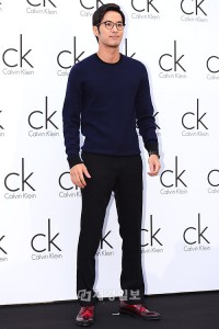 Calvin Klein旗艦店のパーティー、2AMイム・スロンらが出席　キム・ジソク