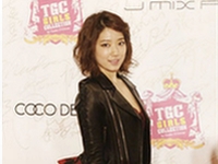 北京で開かれた「2011東京ガールズコレクション（Tokyo Girls Collection）」に出演した韓国女優パク・シネ。