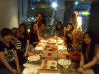 Wonder Girlsリーダー、ソンイェ（ソネ）の誕生日パーティーに元メンバーのソンミも参加。写真：ソネのツイッター