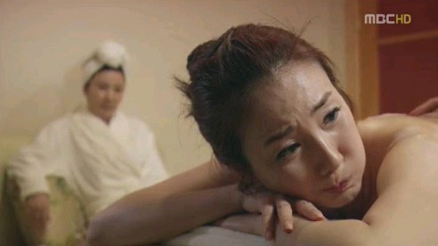 韓流スター・ジウ姫も姑の前ではたじたじだ。韓国MBCの水・木ドラマ「負けてたまるか！」の中で、ヨン・ヒョンウ（ユン・サンヒョン）の母のキム・ジャオクが嫁のチェ・ジウにルックスについて指摘し、ネットユーザーの間で話題になっている。