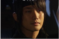 韓国KBSテレビ水木ドラマ「姫の男」(脚本ジョ・ジョンジュ、キム・ウク、演出キム・ジョンミン、パク・ヒョンソク)の主人公キム・スンユ(パク・シフ)の頬に鋭い剣の傷がある写真が公開され、視聴者たちの「知りたい病」が大きくなっている。