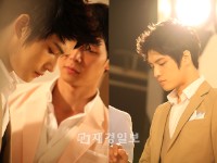 韓国グループJYJのキム・ジェジュンが鐘根堂の解熱鎮痛剤『ペンザルQ 』の広告撮影場で撮った自分撮り写真を公開した。
