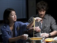韓国KBS月火ドラマ「ポセイドン」で、イ・シヨン、ハン・ジョンス、チョン・ウンテクら捜査9課のラーメンパーティーが公開された。写真 =エネックステレコム