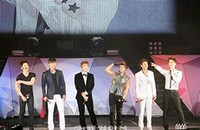 アジアで人気の韓国男性パフォーマンスグループ「2PM」（ツーピーエム）のアジアツアー「2PM HANDS UP TOUR CONCERT」がファンの大きな愛を受けて、アジア各国に衝撃を与えている。写真= JYP Ent.提供