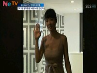 韓国の人気女優キム・ソナが第16回釜山国際映画祭で着用したドレスが公開され、注目を浴びている。
