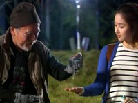 韓国KBS水木ドラマ『栄光のジェイン』に登場するキーネックレスが話題となっている。 