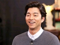 韓国俳優コン・ユが理想のタイプを告白した。22日に放送された韓国KBS2TV「芸能街中継」のインタービューで「知的な女性が好き。実は外見も重要になってきた」と打ち明けた。