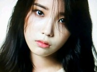 韓国の人気歌手IU（アイユ）がニューアルバムの写真を公開した。