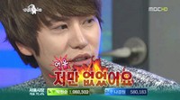 韓国男性アイドルグループ「SUPER JUNIOR」（スーパージュニア）のキュヒョンが二重まぶたの手術をした事実を告白した。写真＝韓国MBC『黄金漁場・ラジオスター』のキャプチャ