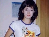韓国女優キム・テヒの考試院でのファッションが話題だ。写真=オンラインコミュニティ掲示板