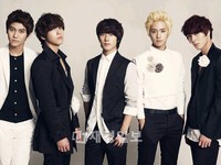 韓国の人気男性バンド「FTISLAND」(エフティー・アイランド)の台湾でのリメイクアルバム『MEMORY IN FTISLAND』が台湾の4つの音楽チャートで1位となった。
