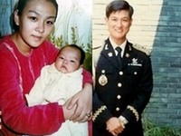 22日、オンラインコミュニティサイトの掲示板に『T.O.Pと彼の家族』というタイトルでBIGBANGのT.O.Pの家族写真が数枚掲載されて話題になっている。写真=オンラインコミュニティサイト