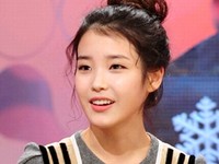 2011年の韓国最高の人気アイドルとなった19才の女性歌手IU（アイユー）が、生まれて初めて単独トークショーに出演する。写真=韓国KBS
