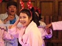 韓国の人気歌手IU（アイユー）がセクシーダンスを披露した。写真=韓国KBS放送のキャプチャー
