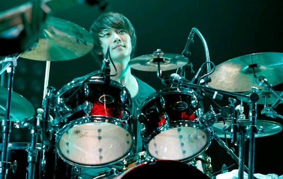 韓国の人気ロックバンドFTISLAND（FTアイランド）が、横浜アリーナで12月23、24日の2日間『FTISLAND　X'mas Live 2011 ～Winter's Night～』を行い、3万人の観客を動員した。