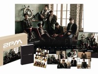 2PMが29日からカレンダー、ダイアリー、ハガキ、ステッカーのセットを公開し、発売初日から大きな反応を見せている。