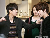 KBSドラマ『輝ける彼女』の撮影現場公開が2日午後、京畿道抱川のドラマセットで行われ、ソ・イヒョン、パク・クァンヒョン、SS501キム・ヒョンジュン（マンネ）が参加した。
