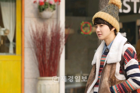 韓国KBS2水木ドラマ『乱暴なロマンス』でイ･シヨンの切ない片想いが視聴者の涙を誘っている。