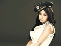K-POPの女王BoA、『HIGH CUT』でカリスマ溢れるグラビア公開！