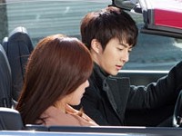 SBS PLUS新月火ドラマ『あなたを愛しています』（脚本キム・ミョンホ、演出ユン・リュヘ）に出演するSS501のキム・ヒョンジュンのスチールカットが公開された。