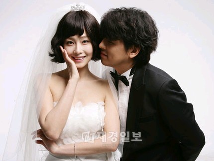 『グッバイ女房』ホン・スヒョン＆リュ・シウォン、結婚写真を電撃公開！「私たちも幸せだったのに」