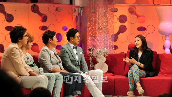 歌手BoA（ボア）が、KBS 2TVトークショー『キム・スンウの乗勝長駆』にデビュー12年目にして初めて出演し、「日本でデビューしたときから始まったステージ恐怖症にいまだに悩まされている」と語り、出演陣を驚かせた。