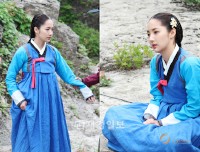 女優パク・ミニョンが、MBC週末ドラマ『Dr.JIN』のビハインドカットを通じて優れた演技力を披露した。写真＝キングコングエンターテインメント