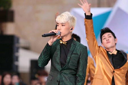 2PMのウヨンが28日午後7時、ソウル・バンヤンツリーで開催されたMnet「20’s Choice」で初のソロステージを披露した。
