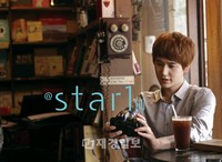 SUPER JUNIORのキュヒョンが7月20日発行の「アットスタイル（@star1）」8月号のグラビア撮影と単独インタビューを通じ、“毒舌メンター”キム・グラの助言について語った。写真＝アットスタイル