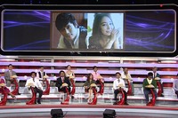 ドラマ『ノングルダン』の出演者中、最も相性の良い人物や、4人の新人俳優の相性などが公開されて話題となった、JTBC『人生兵法 神の一手』第5回では、韓国のトップスターカップルの相性が公開された。
