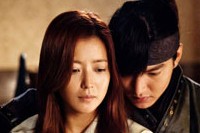 韓国SBSドラマ『神医』が、回を重ねるごとに切なくなるラブストーリーを演出し、視聴者の熱い反応を得ている。