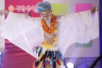 BIGBANG（ビッグバン）のG-DRAGONが『無限挑戦』で下着ファッションショーを繰り広げる。
