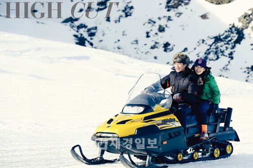 キム・スヒョン＆Miss Aスジ、雪合戦デートでロマンチックな“雪国カップル”に