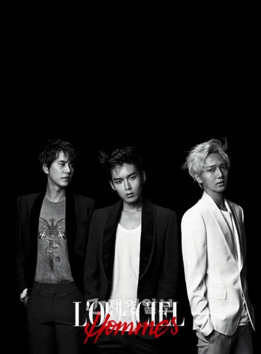 SUPER JUNIOR(スーパージュニア)K.R.Yが、男性ファッションマガジン『L’OFFICIEL Hommes』を通じて彼らの感性あふれる秋のグラビアを公開した。