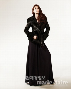 歌手BoA（ボア）の魅力的なファッショングラビアが公開され話題だ。写真=マリ·クレール