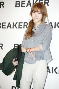 25日午後、ソウル漢南洞の「BEAKER」ショップでローンチパーティーが開かれ、少女時代ジェシカらが出席した。