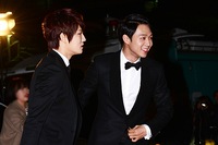 12月30日午後、ソウルMBC放送センターのD公開ホールで、「2012 MBC演技大賞」 授賞式が行われ、人気俳優が多数参加した。