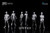 パフォーマンス・ボーイズグループ2PMのリアルな姿そのままのキャラクターフィギュア「2PM Figure Set Limited Edition」が20日に発売された。