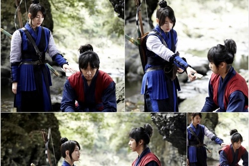 MBCドラマ『九家の書』で、イ・スンギとスジが月光の庭で切ない“デジャヴ再会”を描き出す。写真=サムファネットワークス