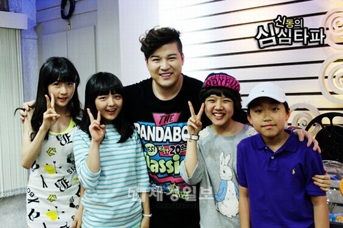 MBCドラマ『女王の教室』の小学生4人組キム・ヒャンギ、チョン・ボグン、キム・セロン、ソ・シネが、MBCラジオ『シンドンのシムシム打破』に出演し、トークを繰り広げた。
