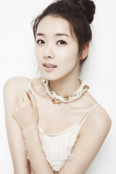 女優ソ・イヒョンがtvNの新月・火ドラマ『フーアーユー』のヒロイン、ヤン・シオン役として出演することが確定した。