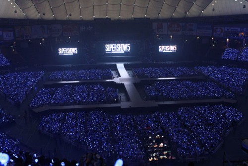 SUPER JUNIOR（スーパージュニア）が27、28日の2日間、東京ドームでワールドツアー「SUPER SHOW5」を開催し、計11万人の観客を動員した。写真＝SMエンターテインメント